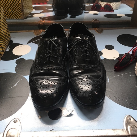 Full Cap Wingtip Oxfords - Picture 3 of 6